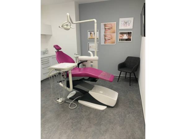 Hampden Dental & Aesthetics Clinic